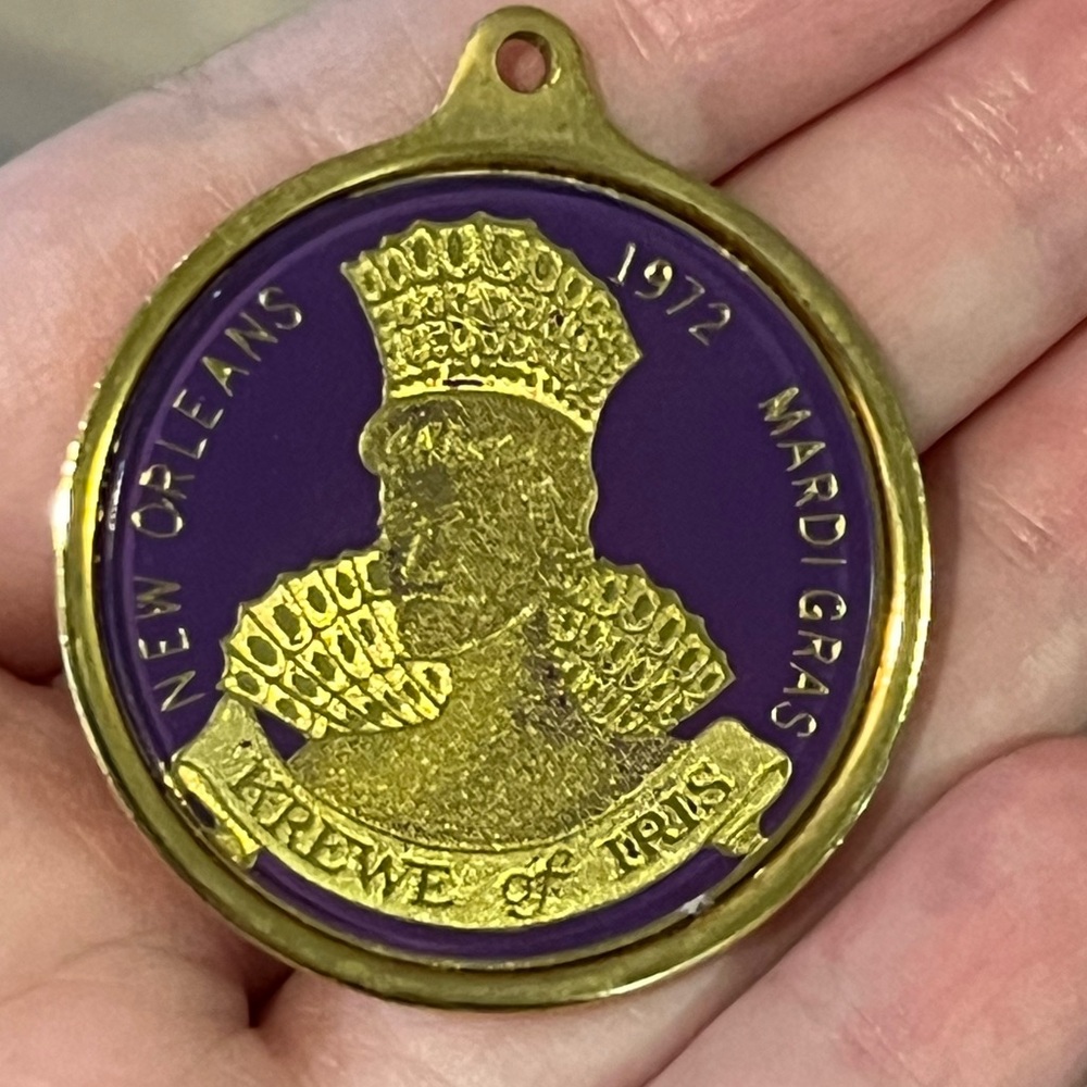 1972 Krewe of Iris New Orleans Mardi Gras Pendant